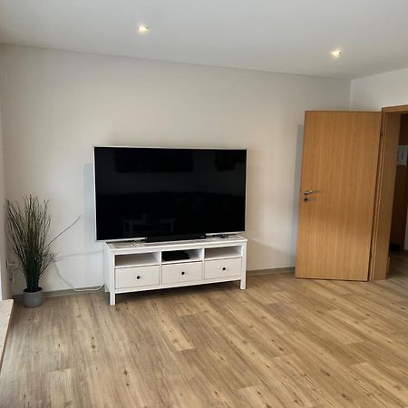 Ferienwohnung Wippsteert - 5 Sterne - Mit Balkon Und Pkw Stellplatz Емден Екстериор снимка
